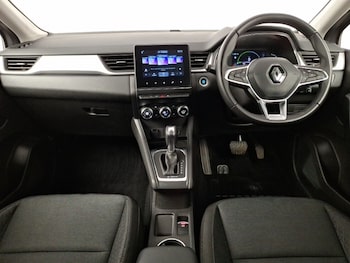 Used Renault Captur 2023 for sale - 77585367: Photo