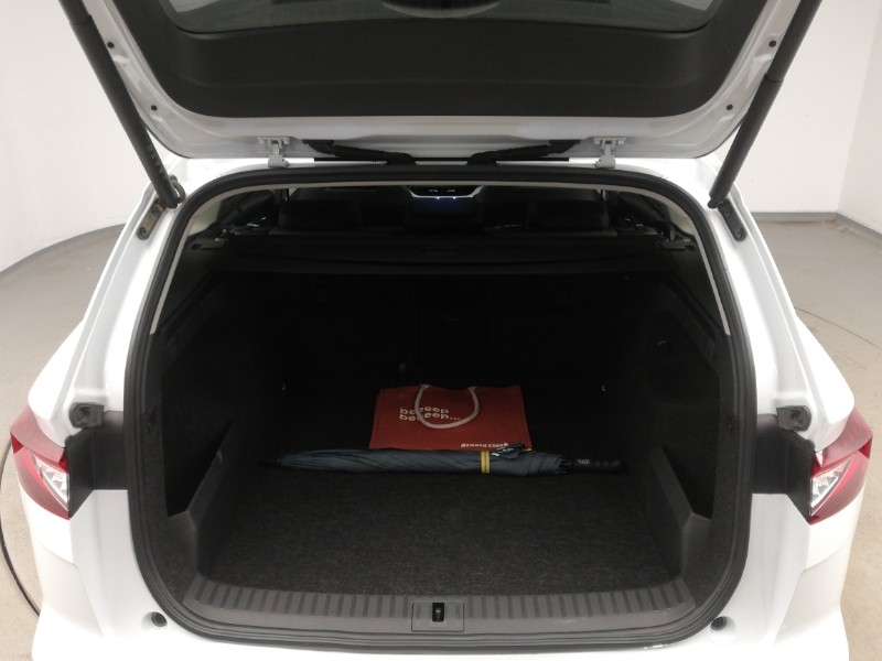 Used Skoda Enyaq 2024 for sale - 76947688: Photo 8