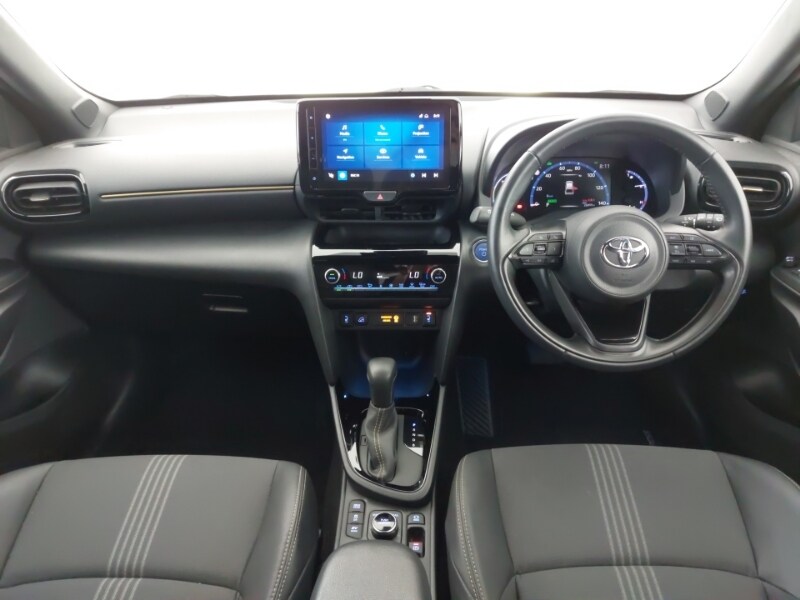 Used Toyota Yaris Cross 2022 for sale - 76742058: Photo 2