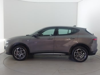 Used Alfa Romeo Tonale 2023 for sale - 76885811: Photo