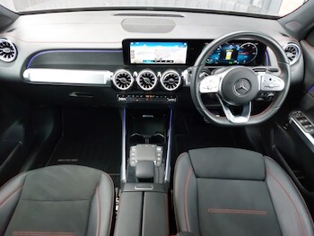 Used Mercedes-Benz EQB 2023 for sale - 77950105: Photo