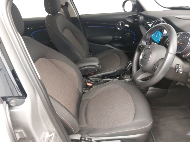 Used MINI Hatch 2023 for sale - 77876952: Photo 6