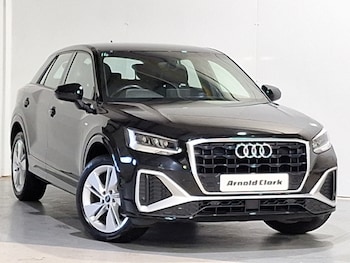 Audi - Q2