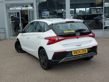 Used Hyundai i20 2024 for sale - 79585660: Photo