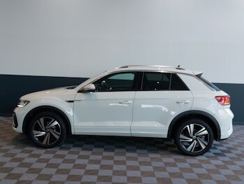 Used Volkswagen T-Roc 2023 for sale - 78392206: Photo