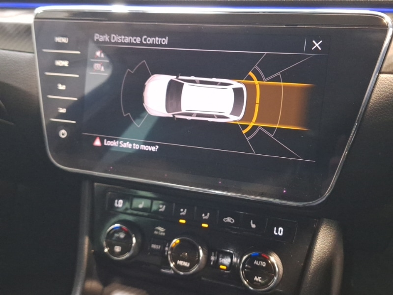 Used Skoda Superb 2023 for sale - 76472043: Photo 10