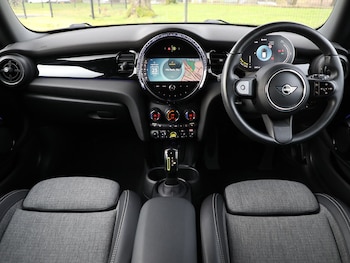 Used MINI Hatch 2022 for sale - 77491854: Photo