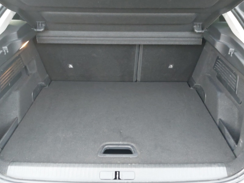 Used Citroen C4 2022 for sale - 76838630: Photo 8