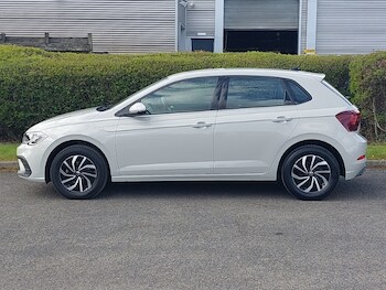 Used Volkswagen Polo 2024 for sale - 78146213: Photo