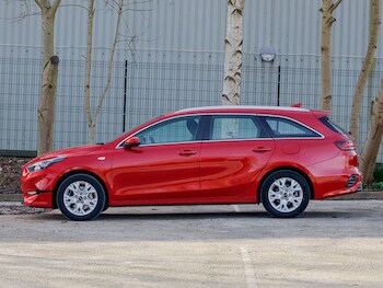 Used Kia Ceed 2023 for sale - 77670028: Photo