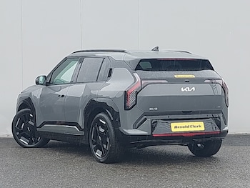 Used Kia EV3 2025 for sale - 77674474: Photo