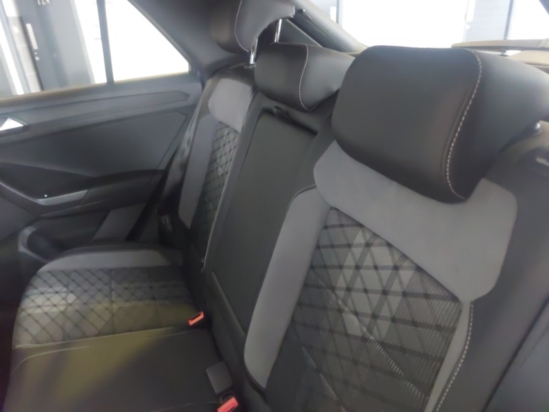 Used Volkswagen T-Roc 2023 for sale - 77852008: Photo 12