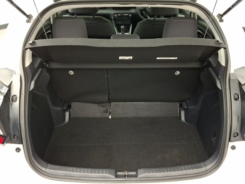 Used Toyota Yaris 2023 for sale - 77987115: Photo 8