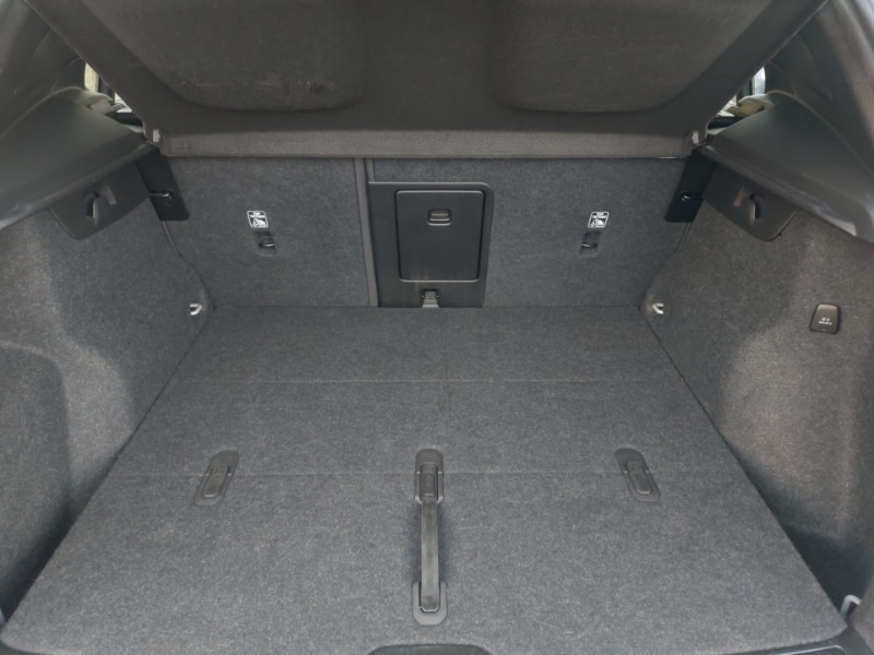 Used Volvo XC40 2024 for sale - 76506490: Photo 8