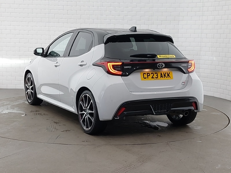 Used Toyota Yaris 2023 for sale - 77339032: Photo 3