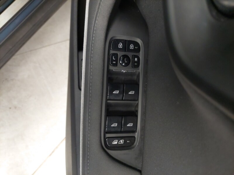 Used Polestar Polestar 2 2023 for sale - 77949216: Photo 12