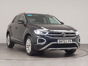Used Volkswagen T-Roc 2023 for sale - 78474190: Photo