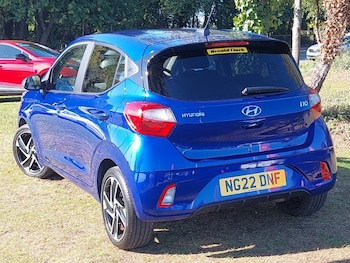 Used Hyundai i10 2022 for sale - 76115999: Photo