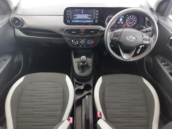 Used Hyundai i10 2021 for sale - 78392103: Photo