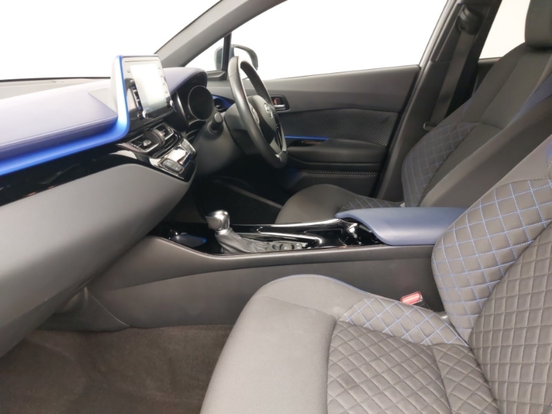 Used Toyota C-HR 2020 for sale - 76066045: Photo 5