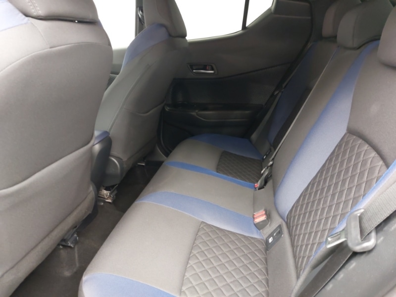 Used Toyota C-HR 2020 for sale - 76066045: Photo 6
