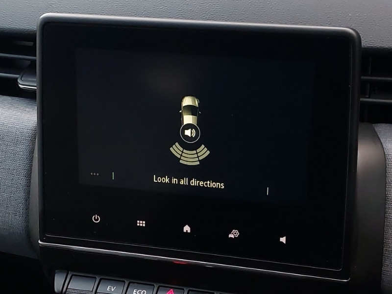 Used Renault Clio 2024 for sale - 77434021: Photo 11