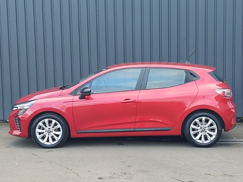 Used Renault Clio 2024 for sale - 77434021: Photo 4