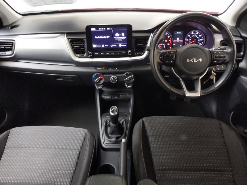 Used Kia Stonic 2023 for sale - 76401179: Photo 2
