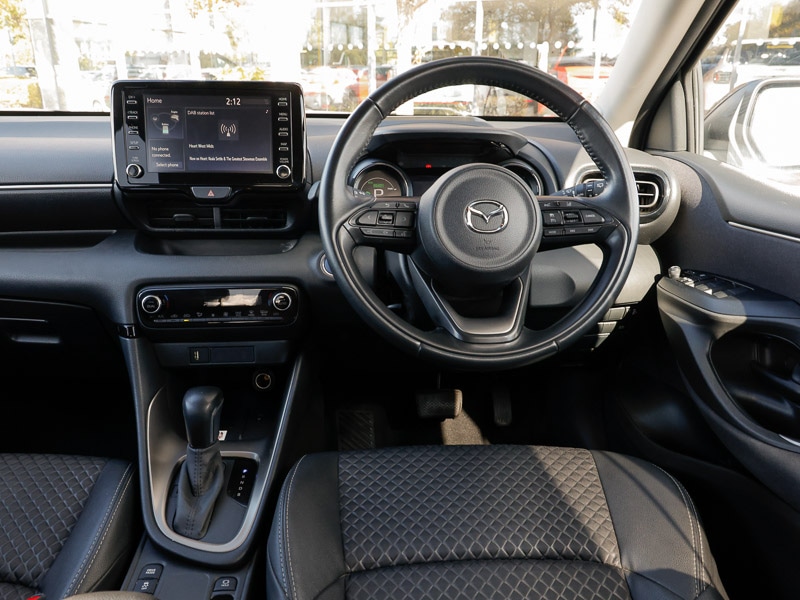 Used Mazda Mazda2 HYBRID 2023 for sale - 76404277: Photo 7