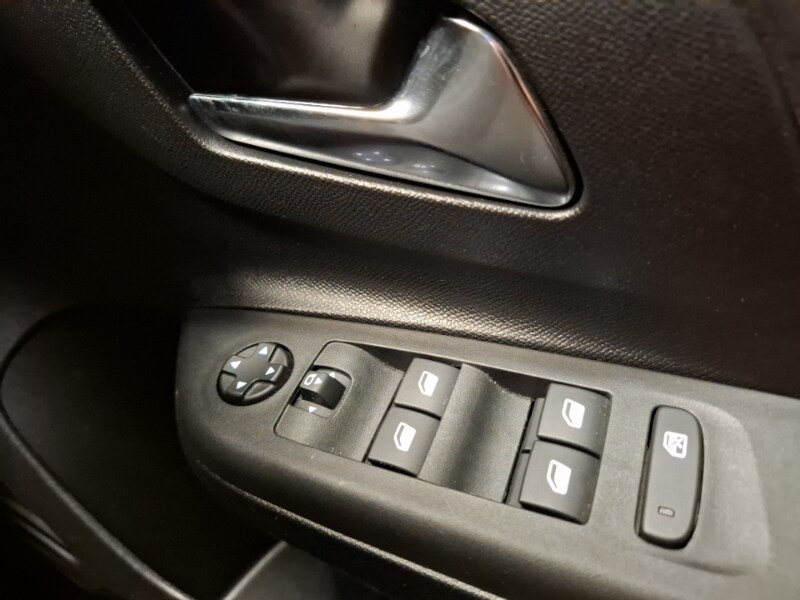 Used Vauxhall Corsa 2023 for sale - 78032453: Photo 12