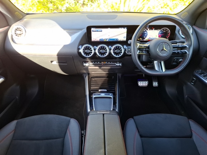 Used Mercedes-Benz GLA 2024 for sale - 76548619: Photo 2