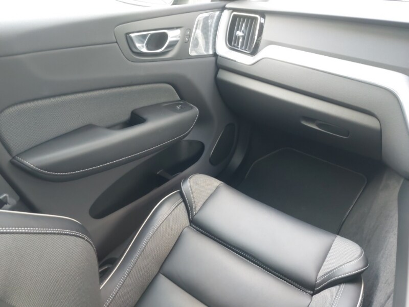 Used Volvo XC60 2021 for sale - 76543886: Photo 11