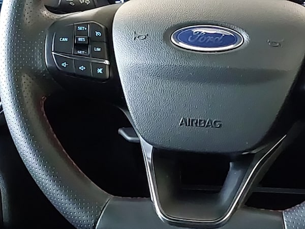 Used Ford Focus 2023 for sale - 76321175: Photo 10