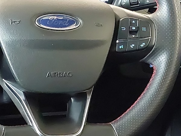 Used Ford Focus 2023 for sale - 76321175: Photo 11