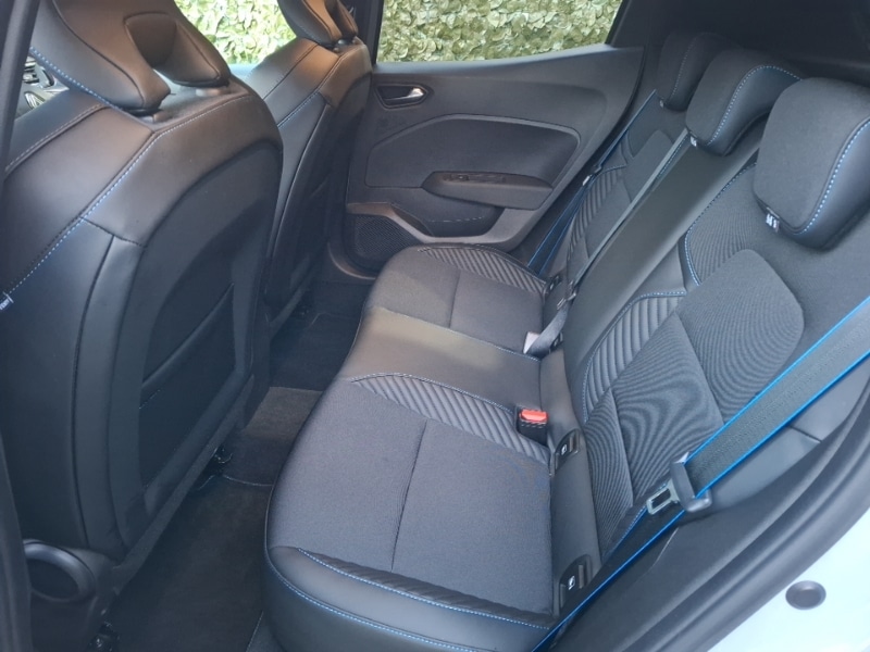 Used Renault Clio 2024 for sale - 76894106: Photo 6