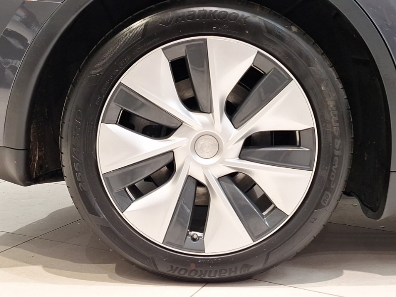 Used Tesla Model Y 2022 for sale - 77090702: Photo 12