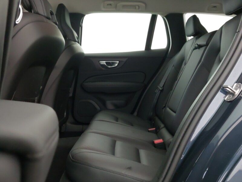 Used Volvo V60 2025 for sale - 77923620: Photo 6