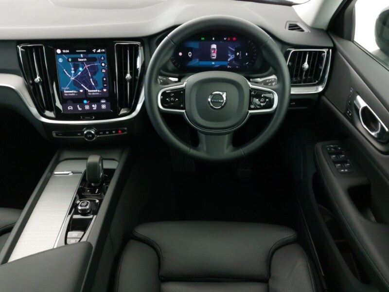 Used Volvo V60 2025 for sale - 77923620: Photo 7