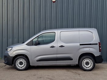 Used Citroen Berlingo 2025 for sale - 76688191: Photo