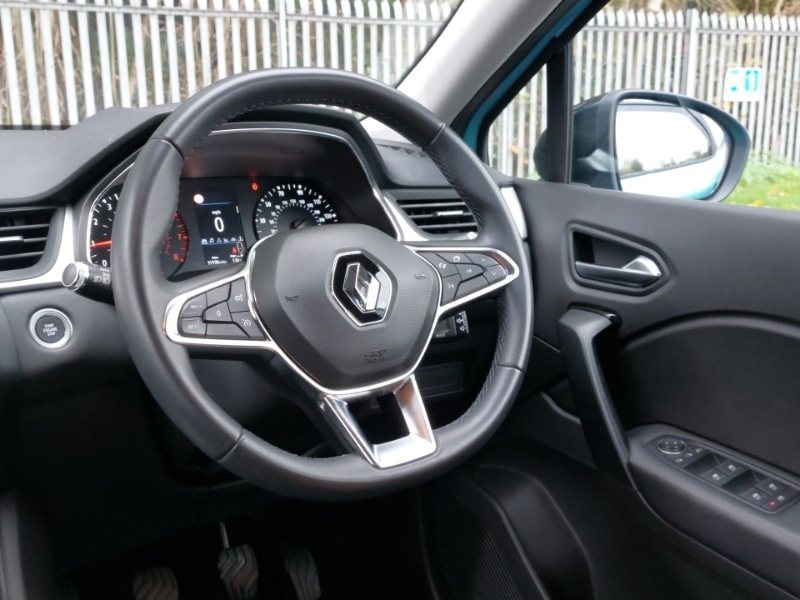 Used Renault Captur 2020 for sale - 76644482: Photo 10