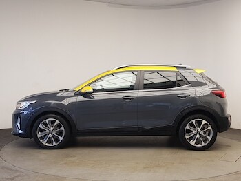 Used Kia Stonic 2023 for sale - 77244938: Photo