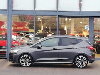 Used Ford Fiesta 2022 for sale - 77290397: Photo