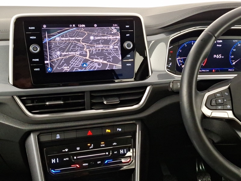 Used Volkswagen T-Roc 2022 for sale - 77923526: Photo 10