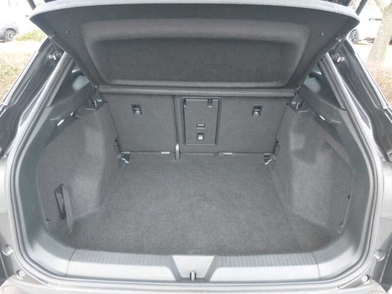 Used Volkswagen ID.4 2022 for sale - 78156240: Photo 8