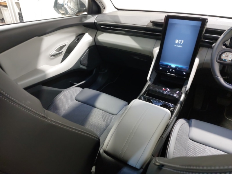 Used Ford Explorer 2025 for sale - 76816853: Photo 11