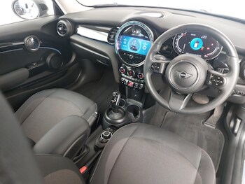 Used MINI Hatch 2023 for sale - 78328399: Photo