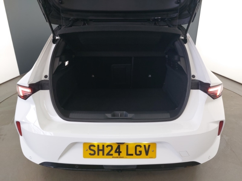 Used Vauxhall Astra 2024 for sale - 77956351: Photo 8