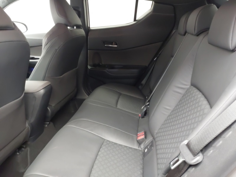 Used Toyota C-HR 2023 for sale - 76881066: Photo 6