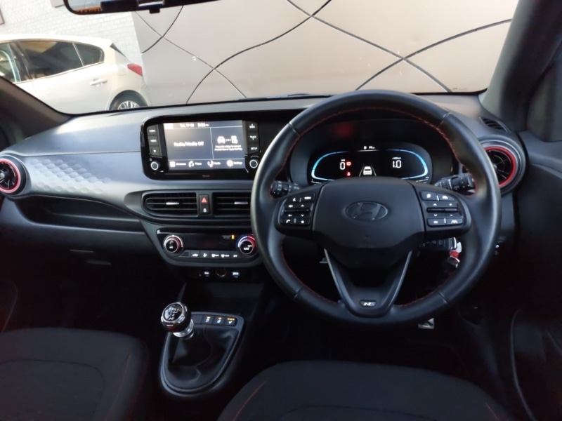 Used Hyundai i10 2023 for sale - 77585398: Photo 2