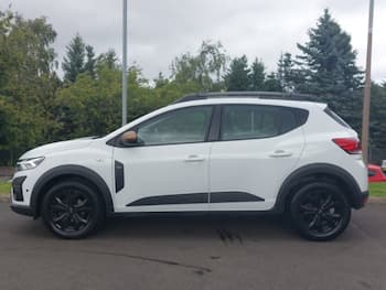 Used Dacia Sandero Stepway 2024 for sale - 79704589: Photo